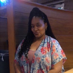 Meet your Posher, Phyllis